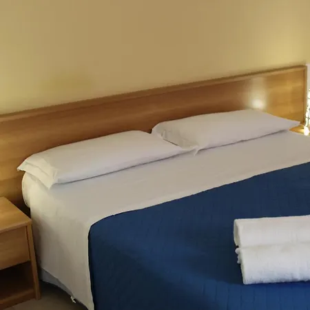 Camping Villaggio Calanovella * Piraino