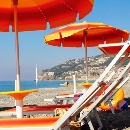 Camping Villaggio Calanovella *