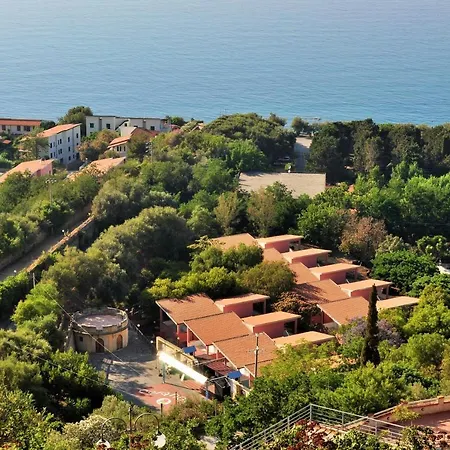 Semesterpark Camping Villaggio Calanovella Piraino