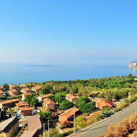 Camping Villaggio Calanovella Semesterpark *