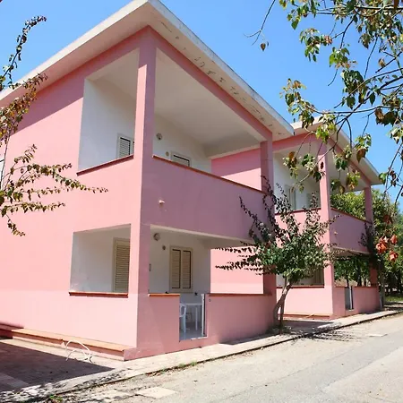 Semesterpark Camping Villaggio Calanovella