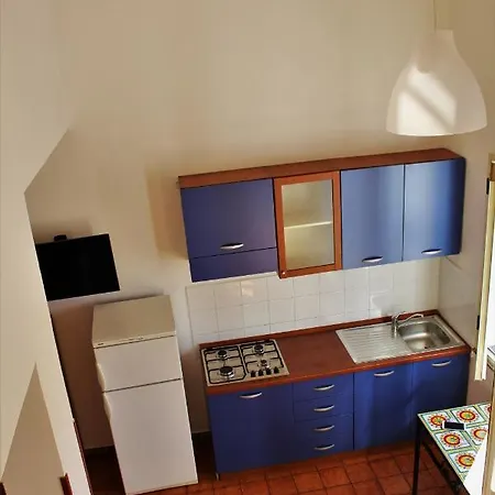 Semesterpark Camping Villaggio Calanovella *