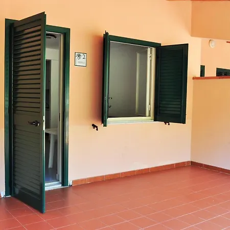 Camping Villaggio Calanovella *
