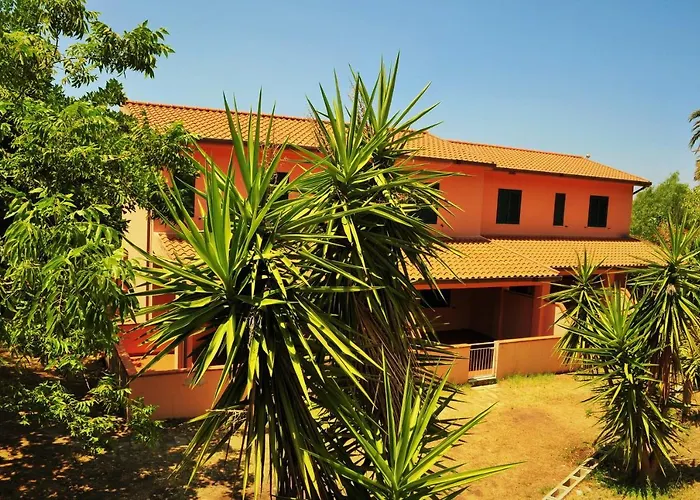 Üdülőpark Villaggio Calanovella